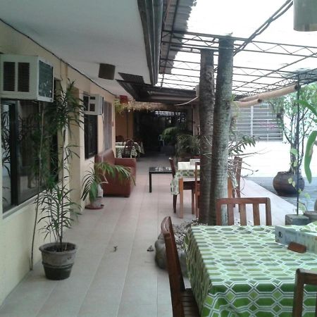 11Th Street Bed And Breakfast Bacolod Kültér fotó