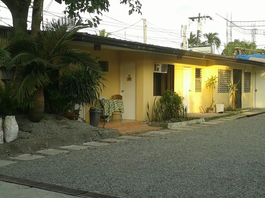 11Th Street Bed And Breakfast Bacolod Kültér fotó