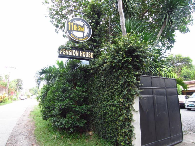 11Th Street Bed And Breakfast Bacolod Kültér fotó