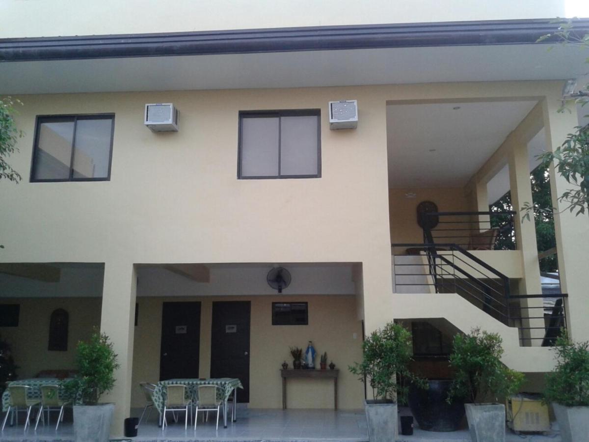 11Th Street Bed And Breakfast Bacolod Kültér fotó